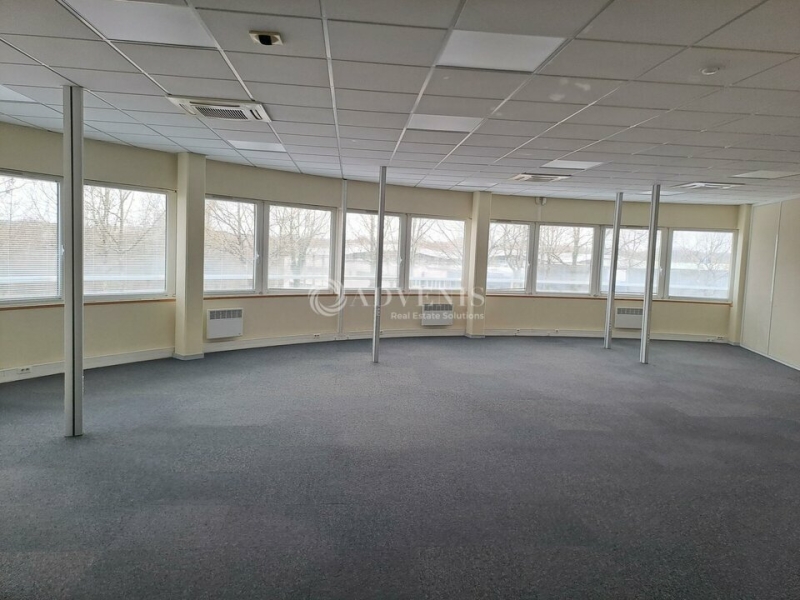 Location Bureaux CARQUEFOU (44470) - Photo 3