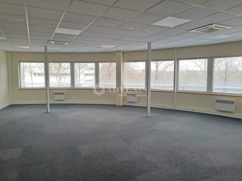 Location Bureaux CARQUEFOU (44470) - Photo 4