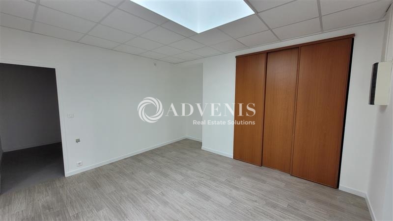 Vente Investisseur Activités Entrepôts SAINT SEBASTIEN SUR LOIRE (44230) - Photo 9