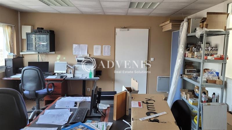 Vente Investisseur Activités Entrepôts REZE (44400) - Photo 1