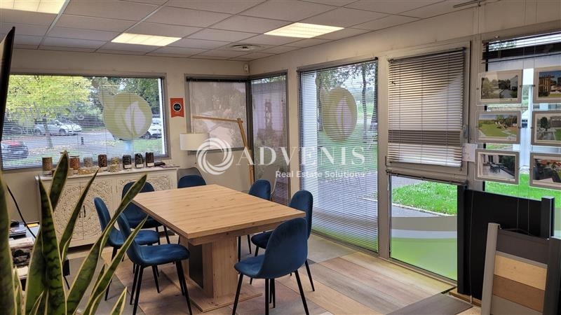 Vente Utilisateur Bureaux LA CHAPELLE SUR ERDRE (44240) - Photo 2