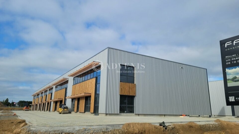 Vente Investisseur Activités Entrepôts GRANDCHAMP DES FONTAINES (44119) - Photo 3