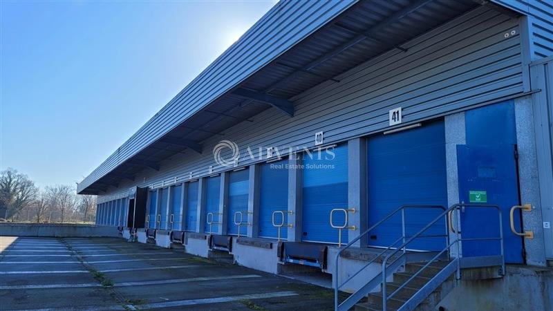 Location Entrepôts SAINT AIGNAN GRANDLIEU (44860) - Photo 2