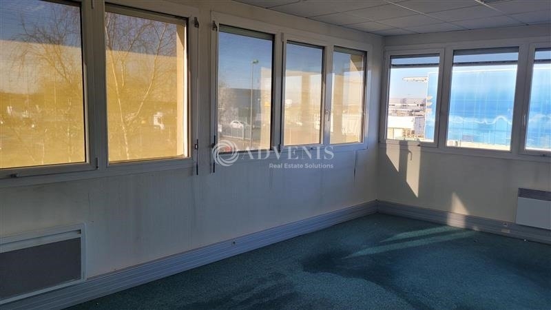 Location Entrepôts SAINT AIGNAN GRANDLIEU (44860) - Photo 6