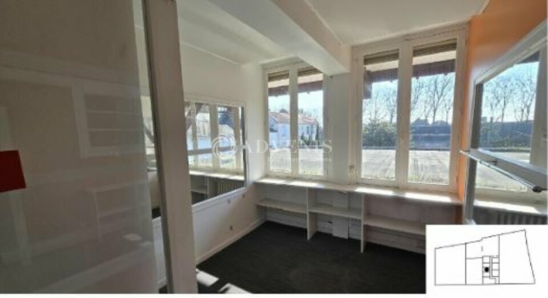 Vente Investisseur Bureaux et activités légères NANTES (44100) - Photo 5