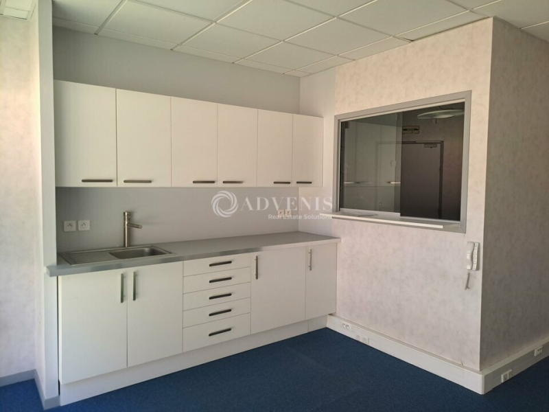 Location Bureaux CARQUEFOU (44470) - Photo 2