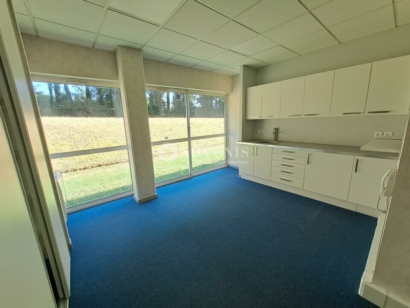Location Bureaux CARQUEFOU (44470) - Photo 4