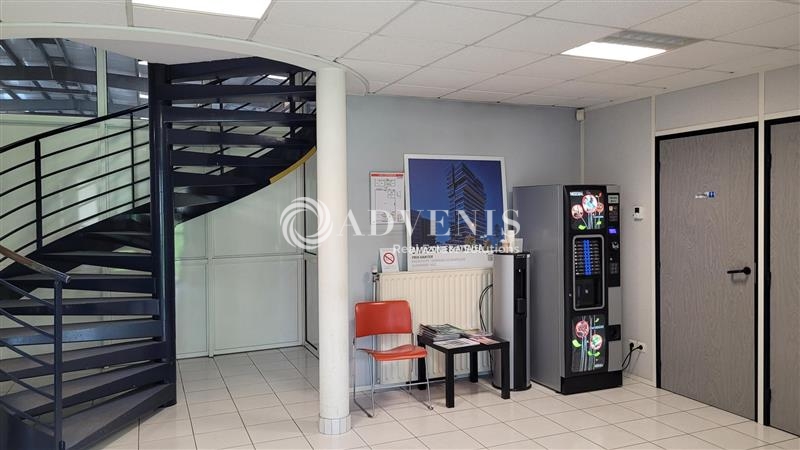 Location Activités Entrepôts SAINTE LUCE SUR LOIRE (44980) - Photo 2