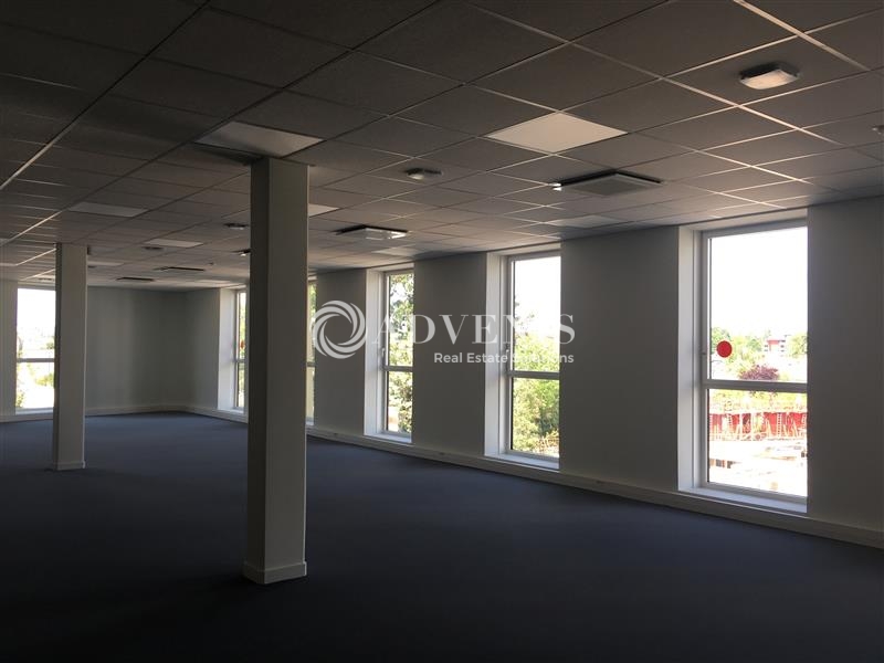 Vente Investisseur Bureaux ORLEANS (45000) - Photo 5