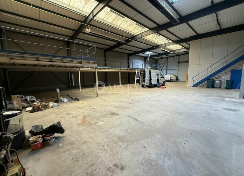 Location Activités Entrepôts LA CHAPELLE-SAINT-MESMIN (45380) - Photo 2