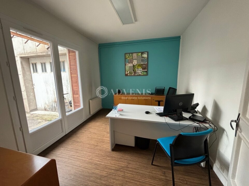 Location Commerces ORLÉANS (45000) - Photo 3