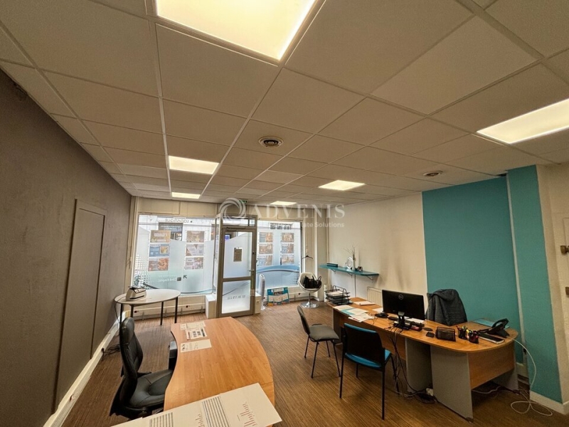 Location Commerces ORLÉANS (45000) - Photo 4