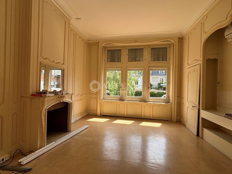 Vente Investisseur Bureaux ORLÉANS (45000) - Photo 1