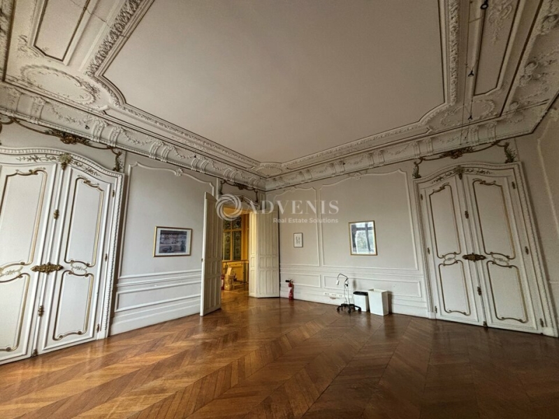 Vente Investisseur Bureaux ORLÉANS (45000) - Photo 3