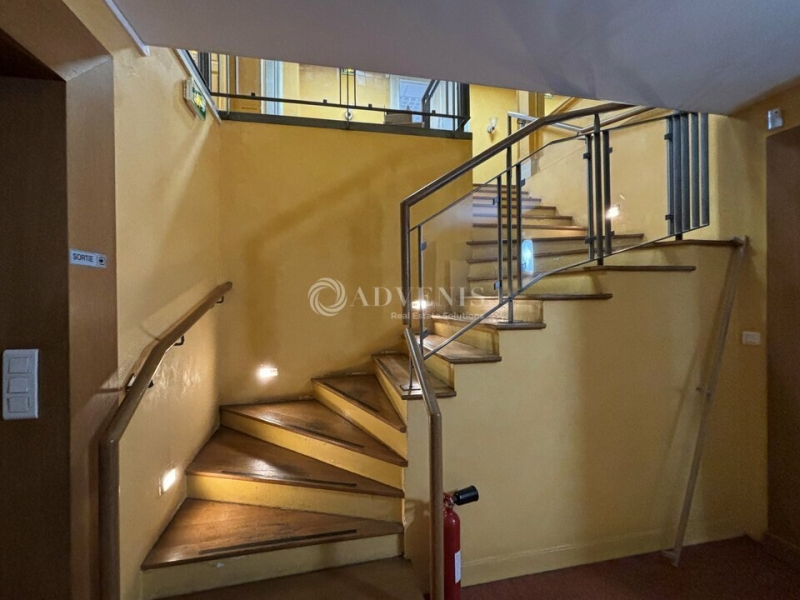 Vente Investisseur Bureaux ORLÉANS (45000) - Photo 8