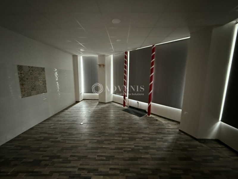 Vente Investisseur Bureaux ORLÉANS (45000) - Photo 4