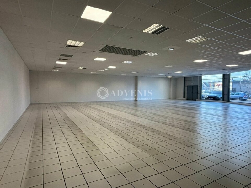 Location Commerces FLEURY LES AUBRAIS (45400) - Photo 4