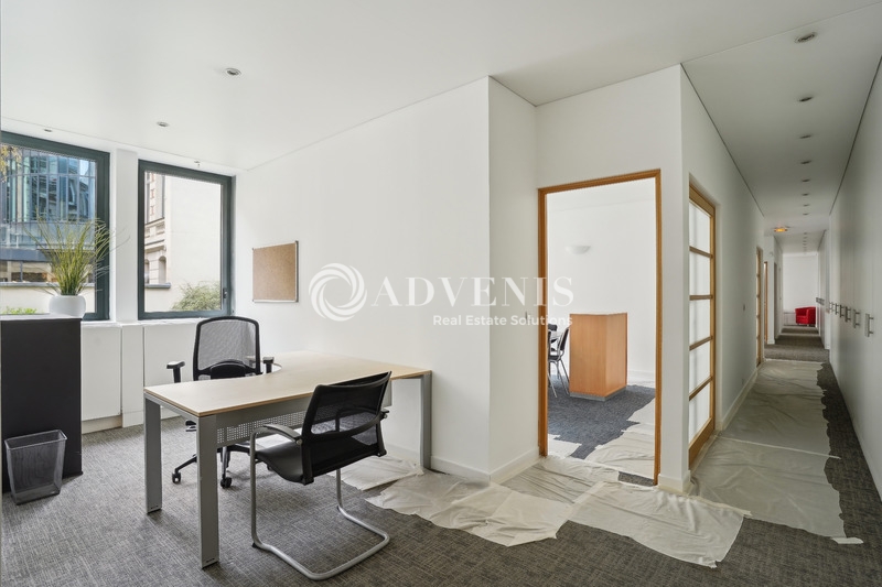 Location Bureaux PARIS (75008) - Photo 6