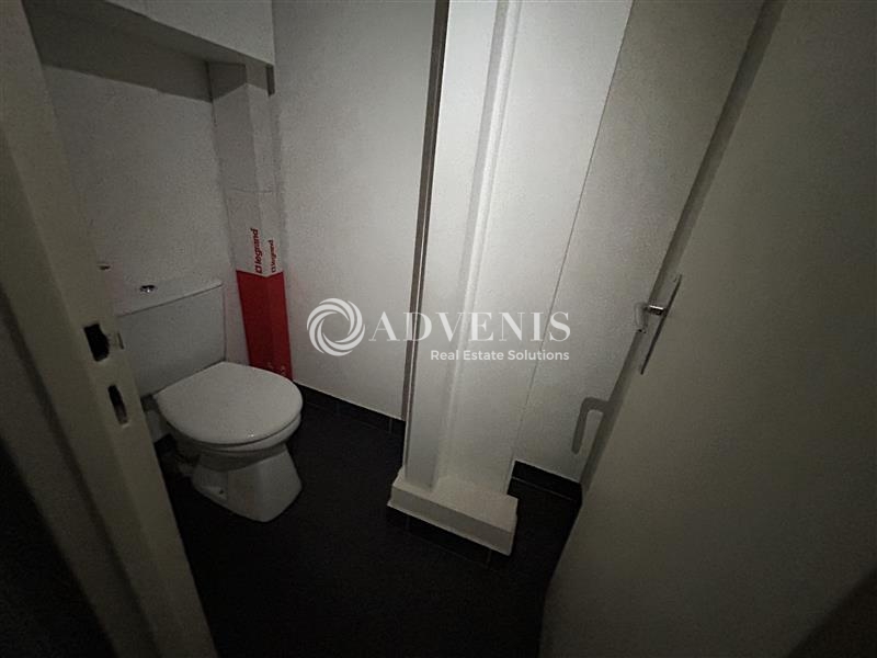 Location Bureaux PARIS (75017) - Photo 7