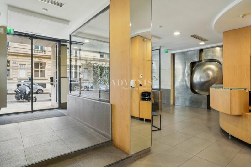 Location Bureaux PARIS (75008) - Photo 3