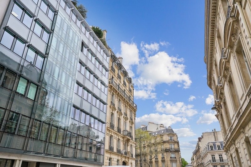 Location Bureaux PARIS (75008) - Photo 1