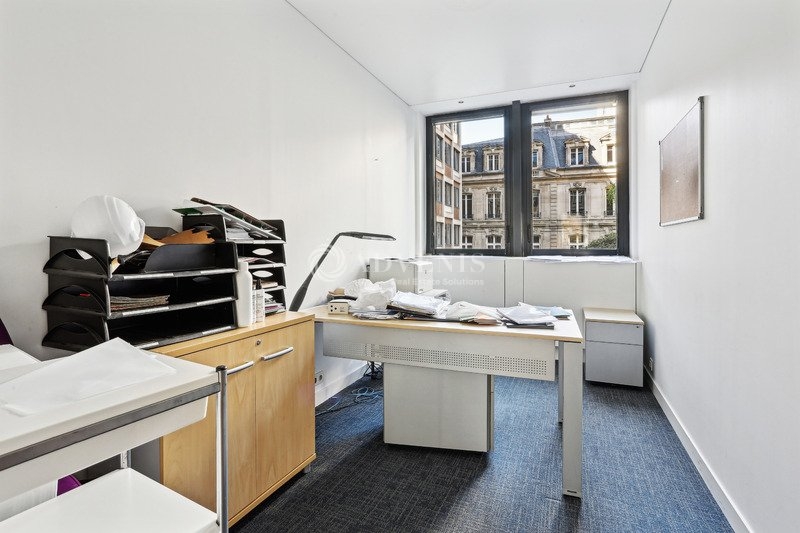 Location Bureaux PARIS (75008) - Photo 7