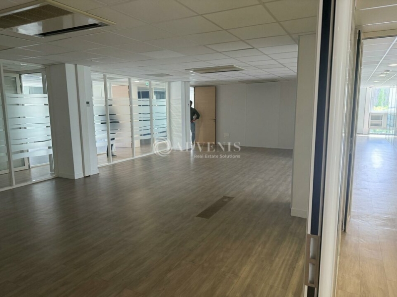 Location Bureaux PARIS (75019) - Photo 7