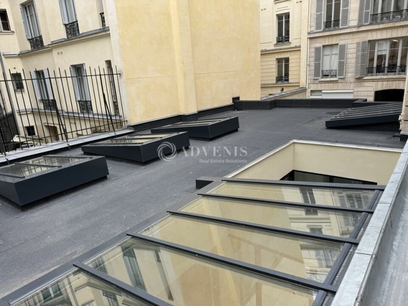 Location Bureaux PARIS (75008) - Photo 11