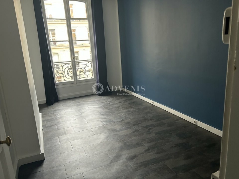 Location Bureaux PARIS (75008) - Photo 8