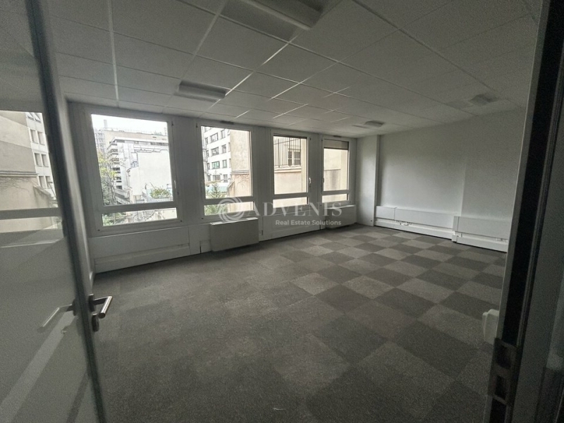Location Bureaux PARIS (75008) - Photo 5