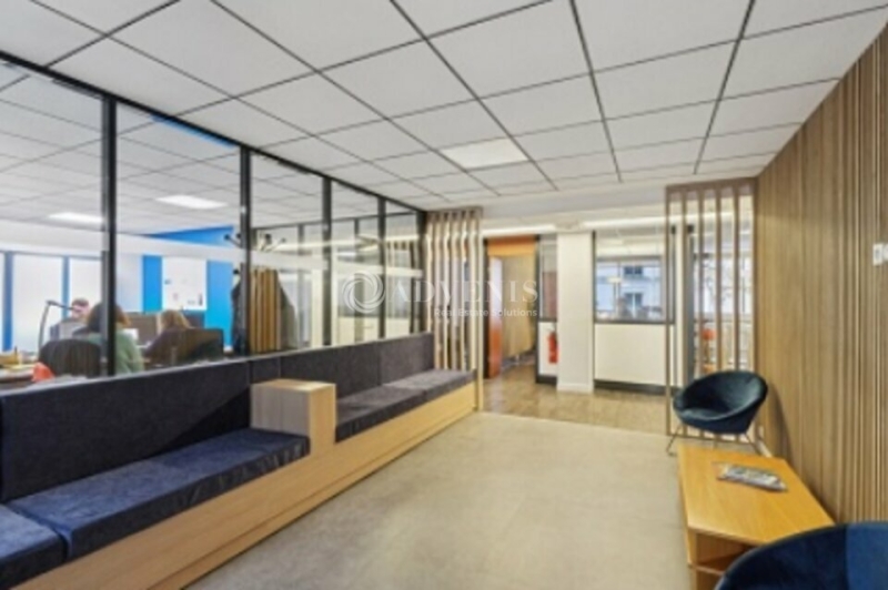 Location Bureaux PARIS (75011) - Photo 2