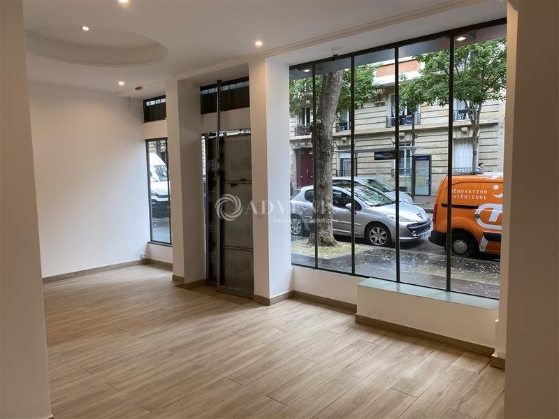 Location Commerces PARIS (75016) - Photo 2