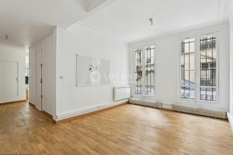 Location Bureaux PARIS (75003) - Photo 3
