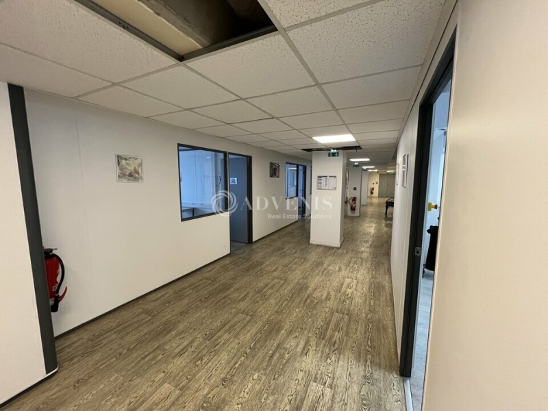 Vente Investisseur Bureaux CRETEIL (94000) - Photo 12