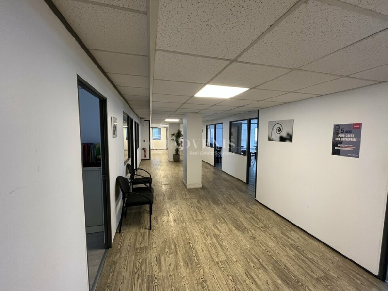 Vente Investisseur Bureaux CRETEIL (94000) - Photo 14