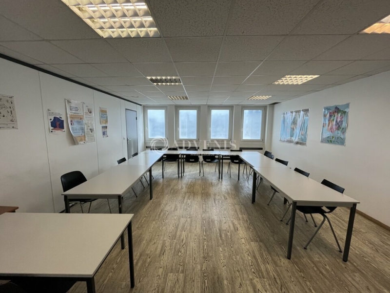 Vente Investisseur Bureaux CRETEIL (94000) - Photo 5