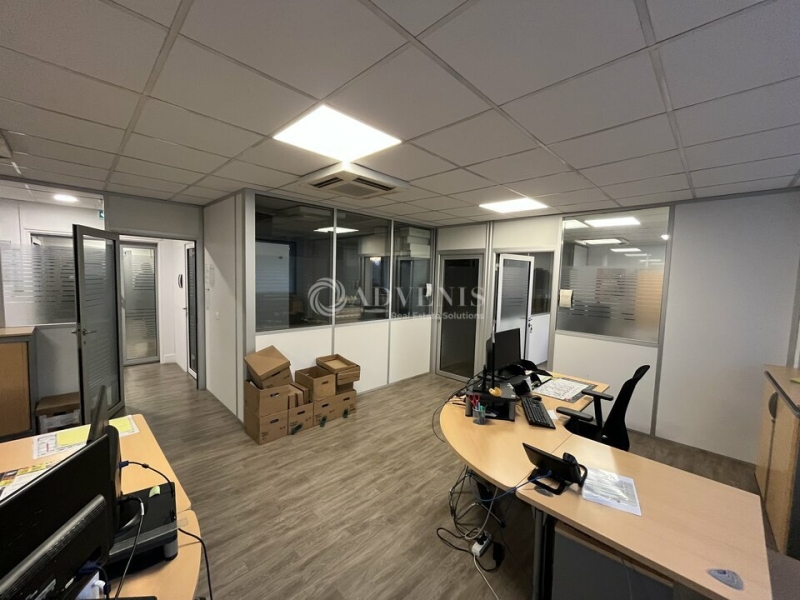 Location Bureaux VINCENNES (94300) - Photo 10