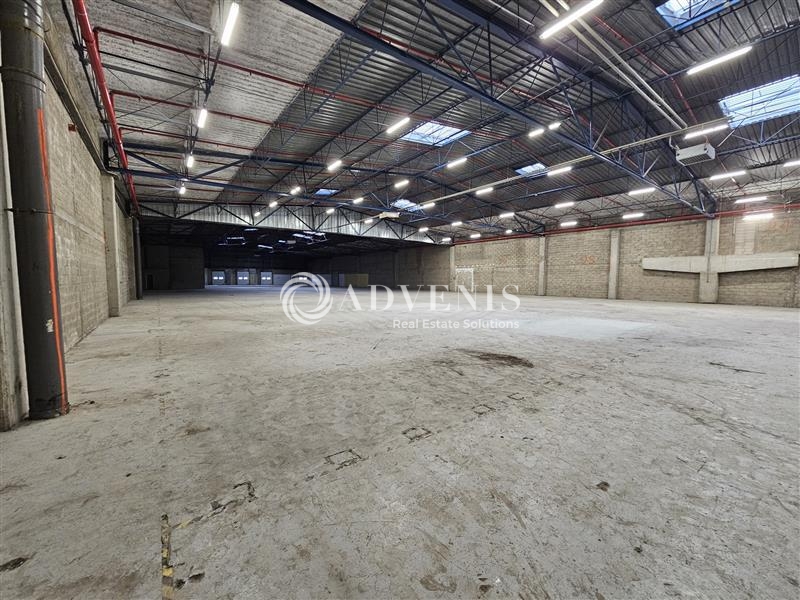 Location Entrepôts PANTIN (93500) - Photo 2