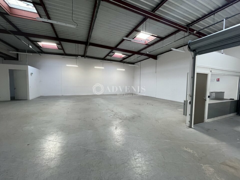 Location Activités Entrepôts NEUILLY SUR MARNE (93330) - Photo 8