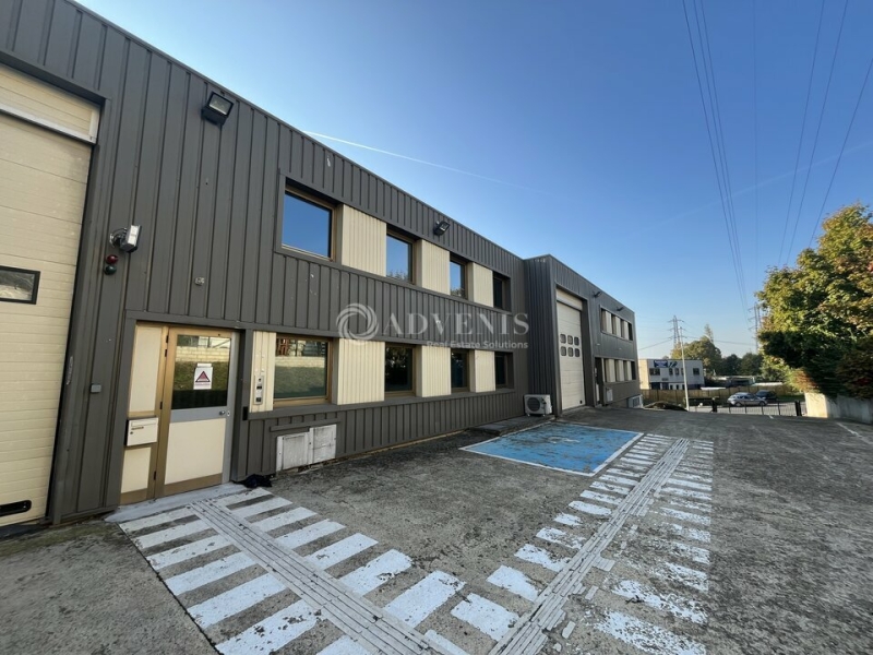 Location Activités Entrepôts NEUILLY SUR MARNE (93330) - Photo 9
