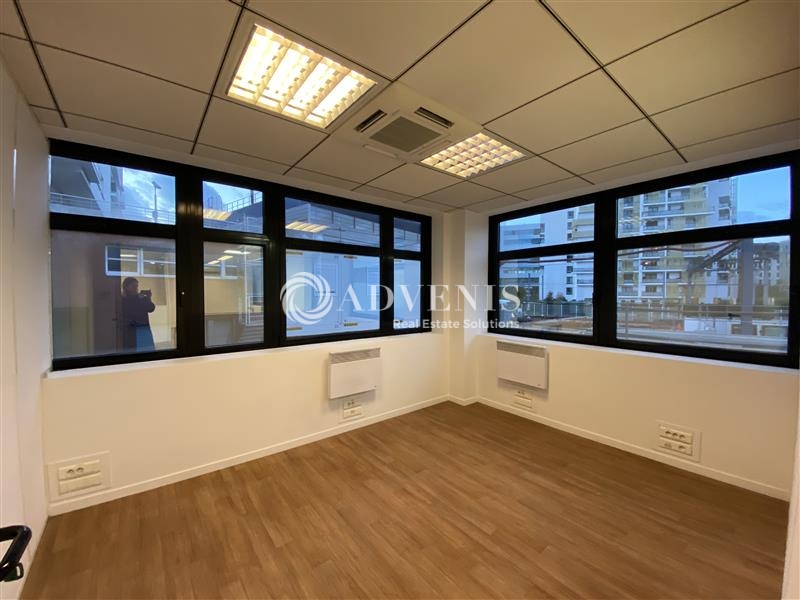 Location Bureaux ISSY LES MOULINEAUX (92130) - Photo 6