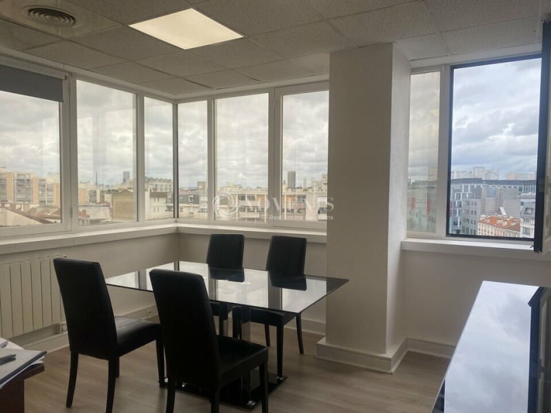 Location Bureaux LE KREMLIN BICETRE (94270) - Photo 2