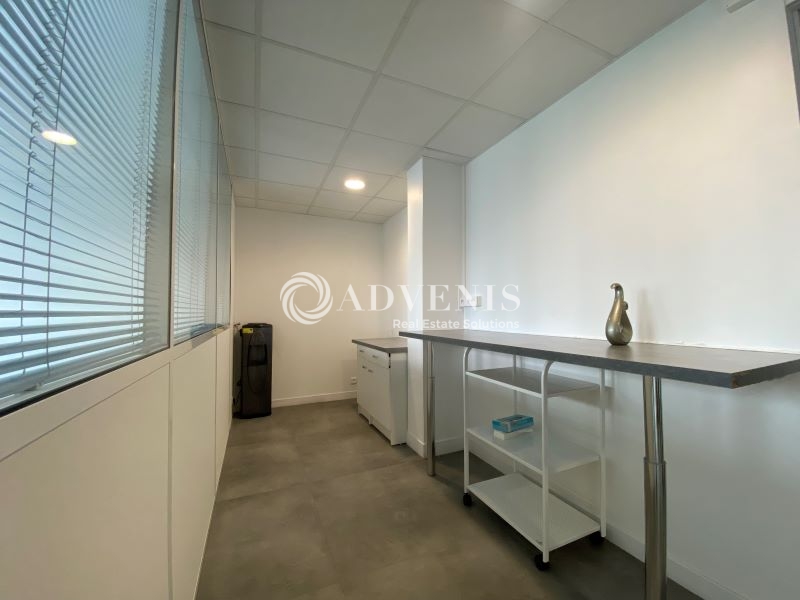 Location Bureaux ISSY LES MOULINEAUX (92130) - Photo 8