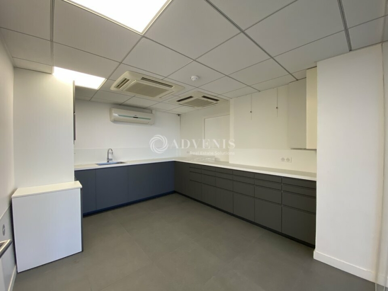 Location Bureaux SAINT CLOUD (92210) - Photo 8