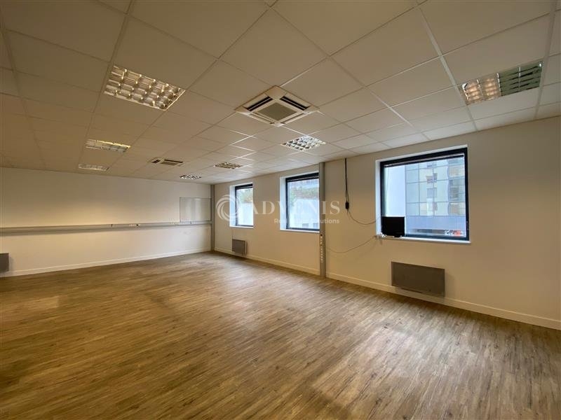 Location Bureaux IVRY SUR SEINE (94200) - Photo 5