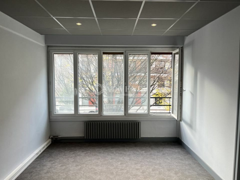 Vente Investisseur Bureaux MONTROUGE (92120) - Photo 2