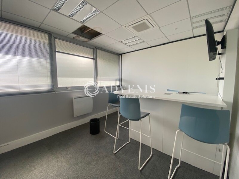 Location Bureaux FOURQUEUX (78112) - Photo 8