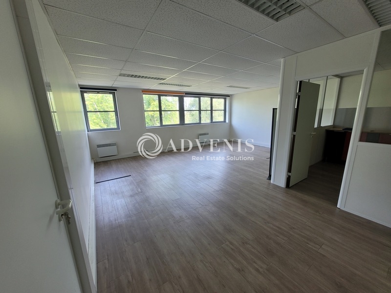 Location Bureaux POISSY (78300) - Photo 3