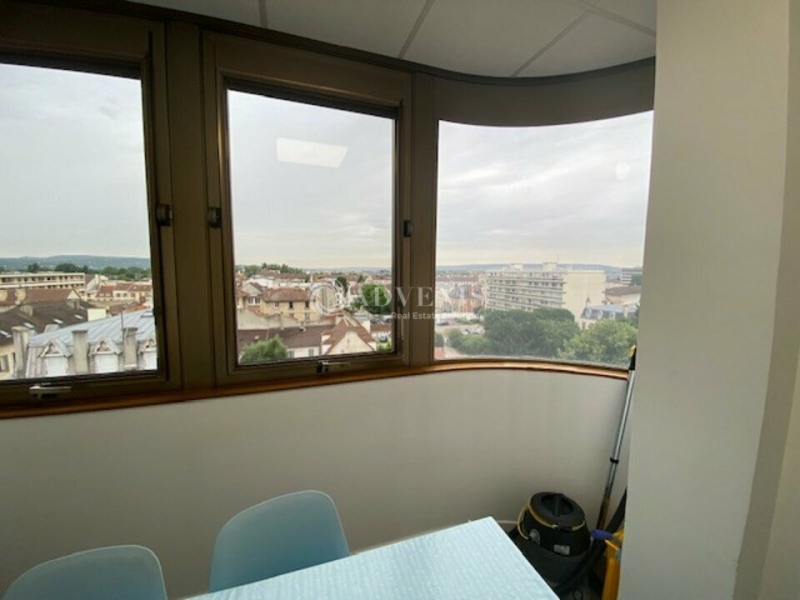 Location Bureaux POISSY (78300) - Photo 9