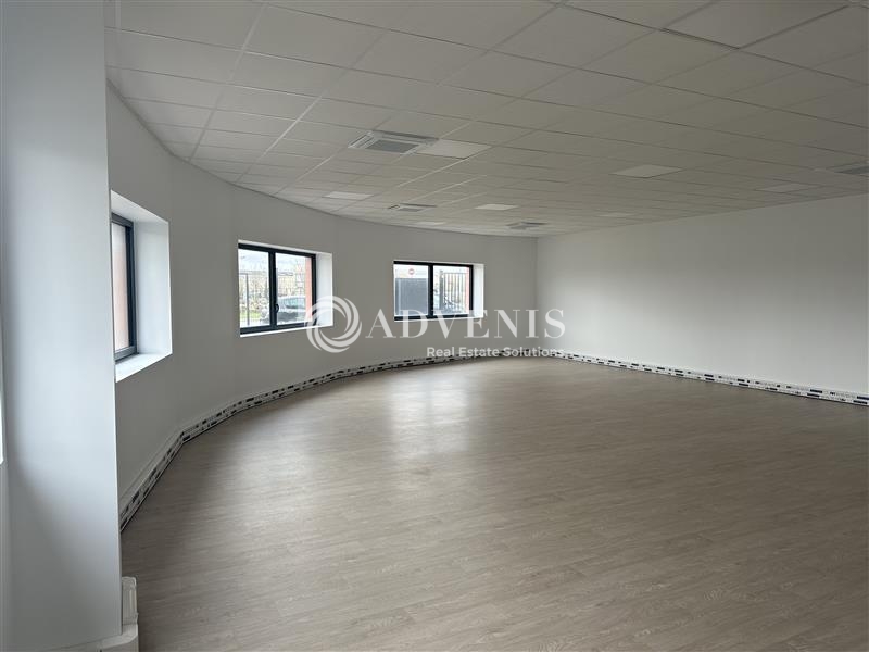 Vente Utilisateur Bureaux BUCHELAY (78200) - Photo 3